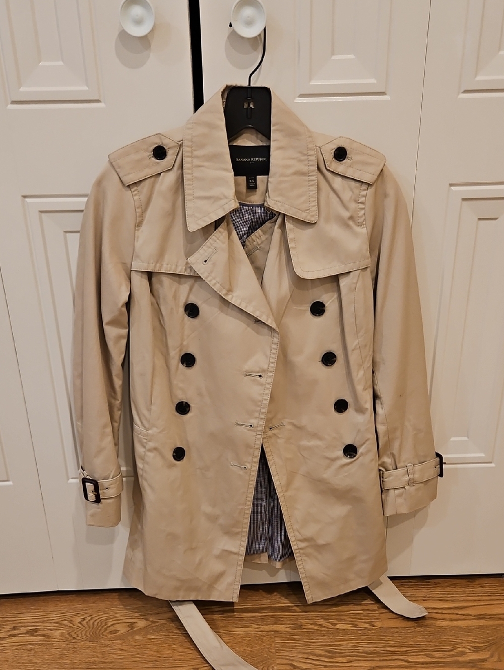 Banana Republic Beige Double-Breasted Trench with Black Buttons